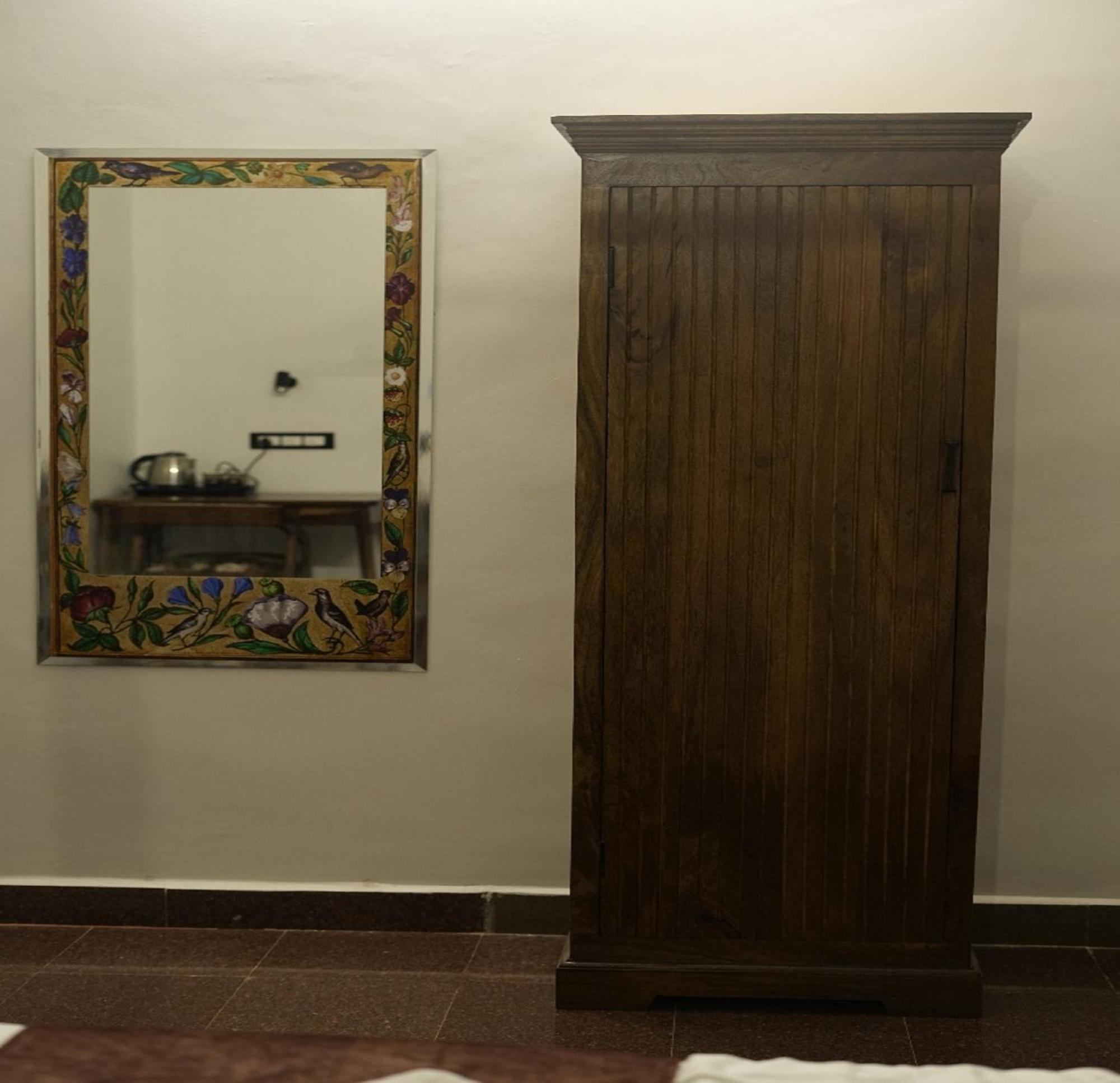 Courtyard Castle Heritage Resort 蓬蒂切里 外观 照片